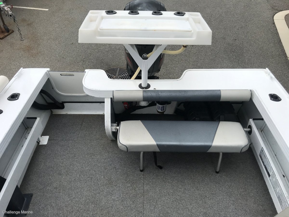 2016 STACER 539 OCEAN RUNNER
