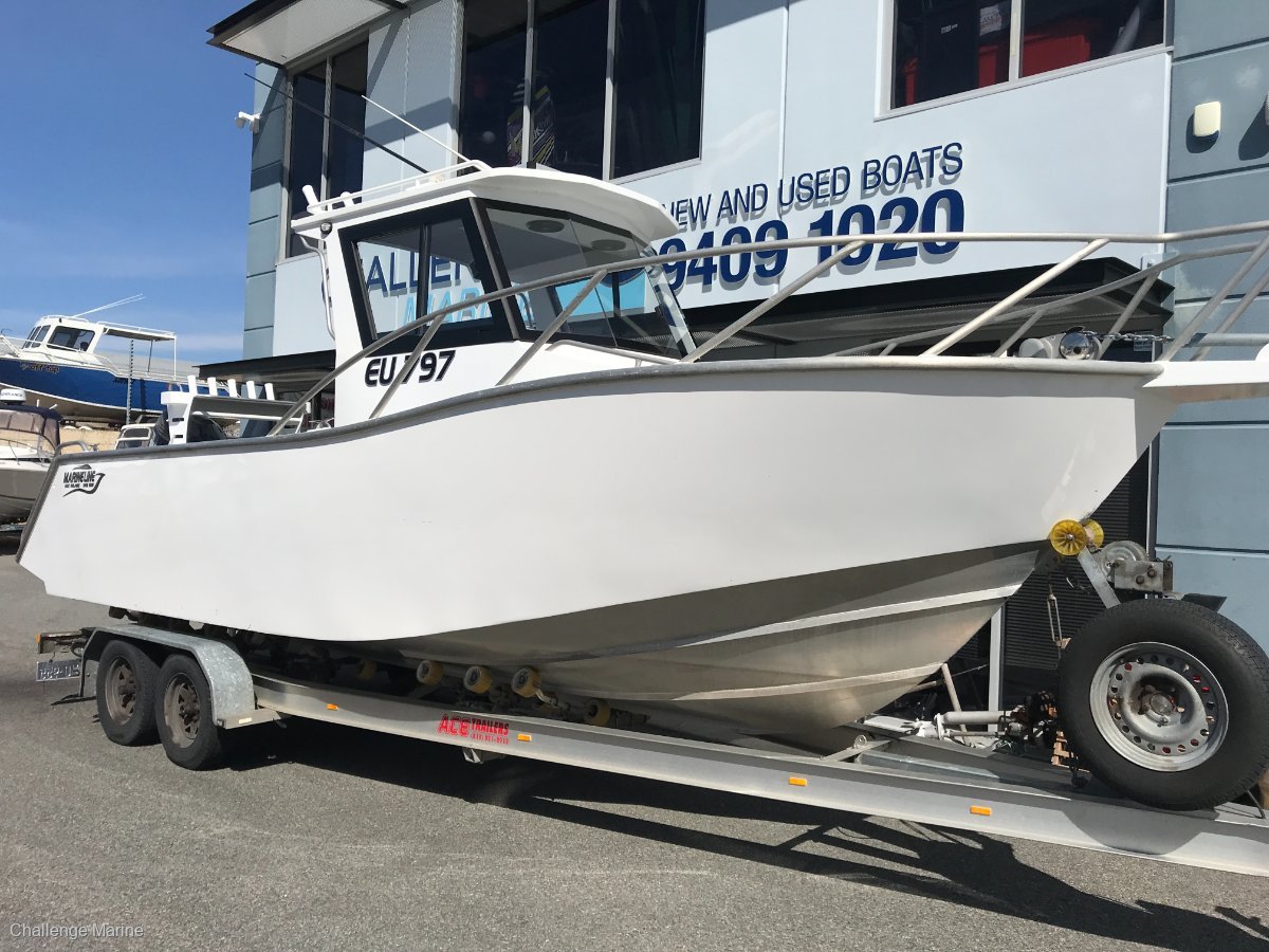 2014 MARINELINE 700 ENCLOSED CENTRE