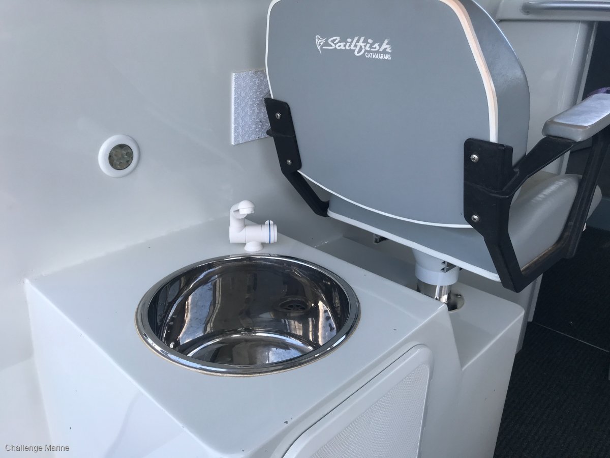 2006 SAILFISH 7000 ALUMINIUM CAT