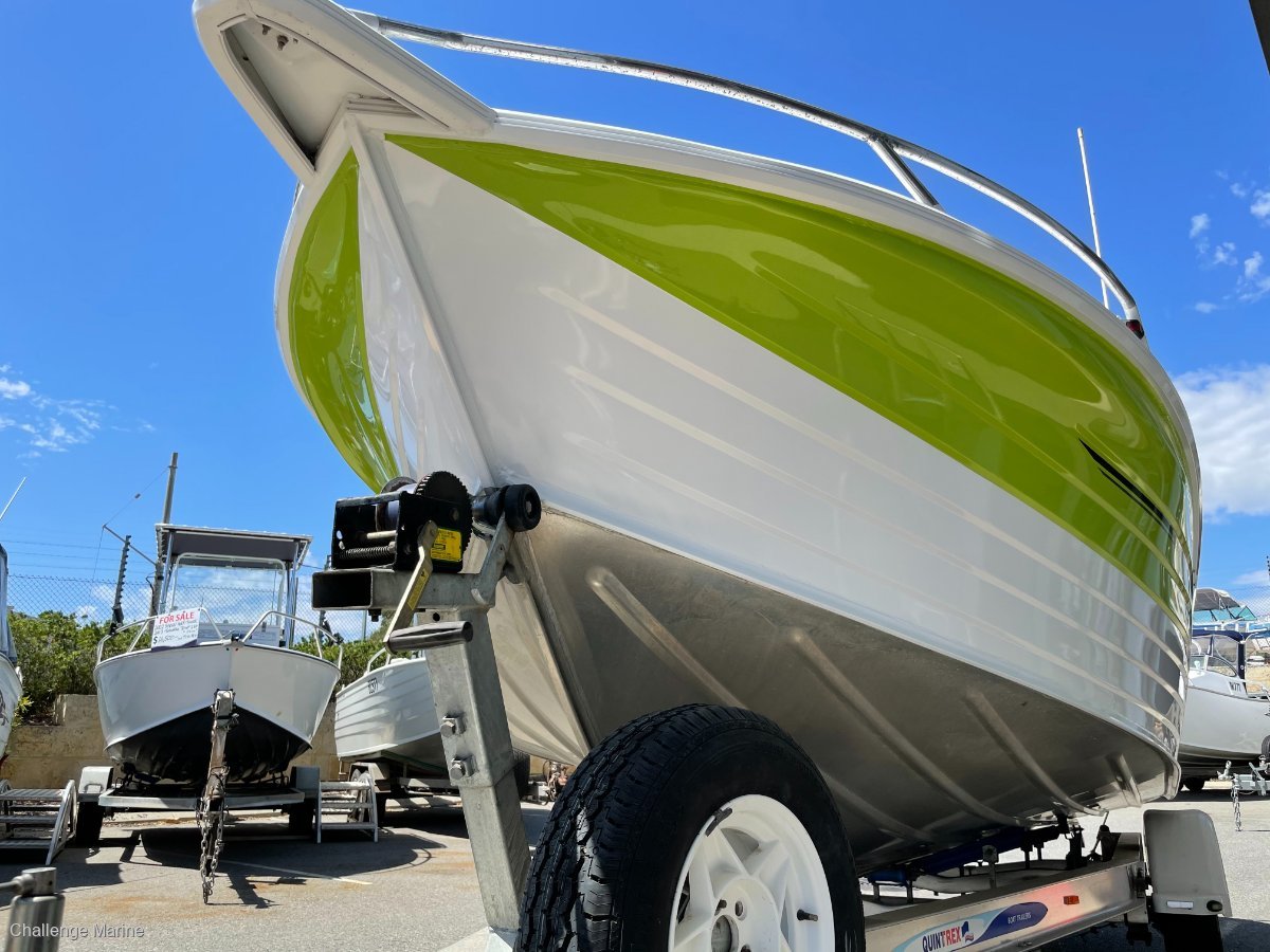 QUINTREX 560 FREEDOM CRUISER