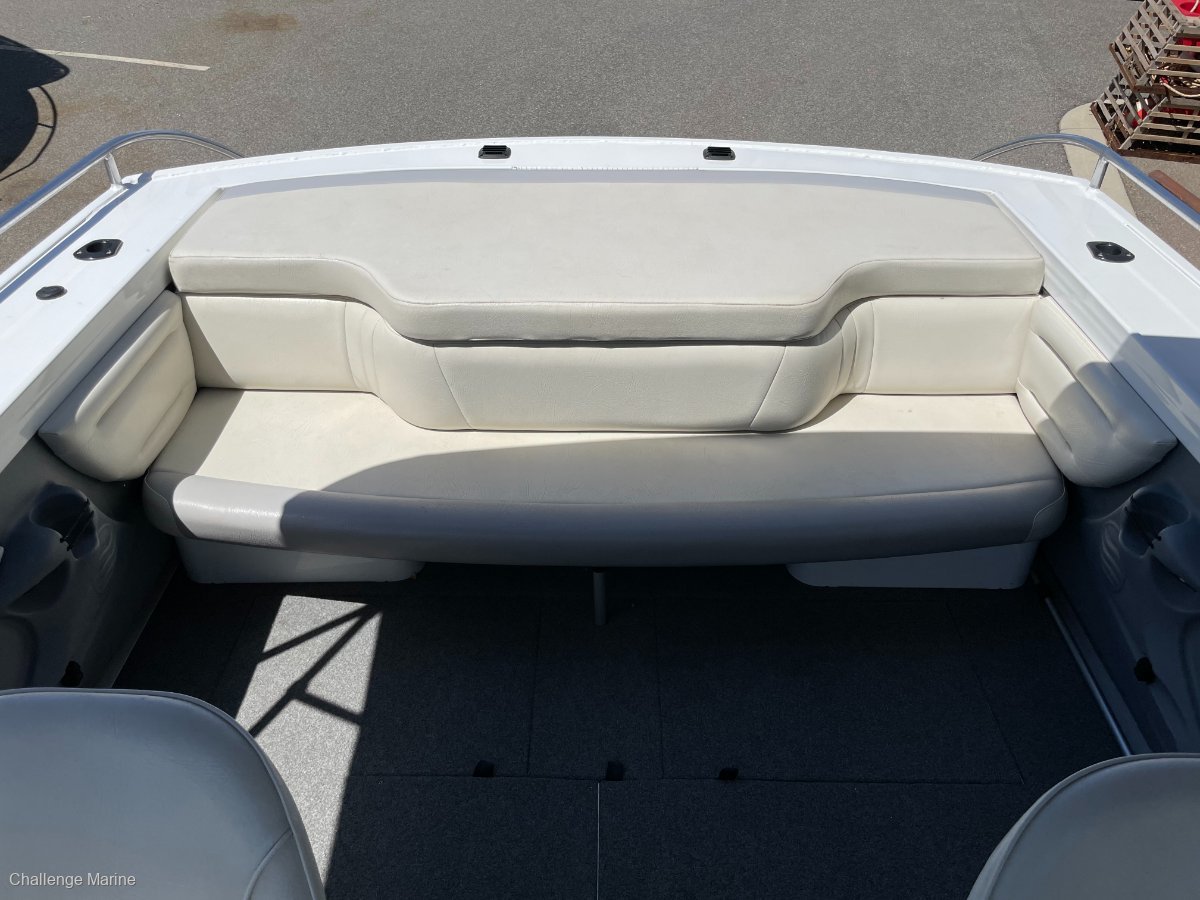 QUINTREX 560 FREEDOM CRUISER
