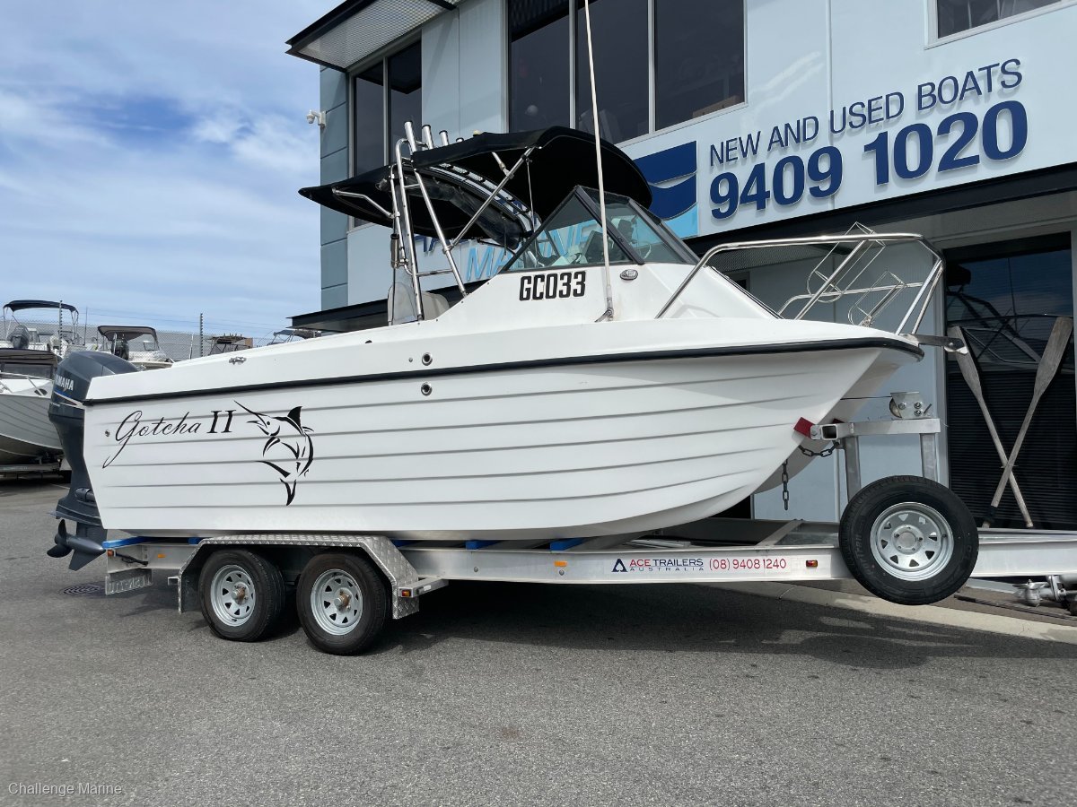 SHARK CAT 5600