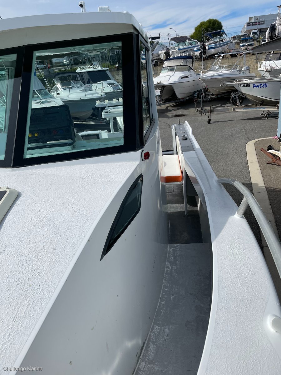 2007 WAKEMAKER 7.2 HARDTOP WALK AROUND