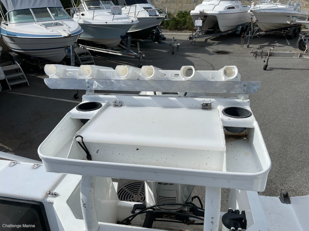 2007 WAKEMAKER 7.2 HARDTOP WALK AROUND
