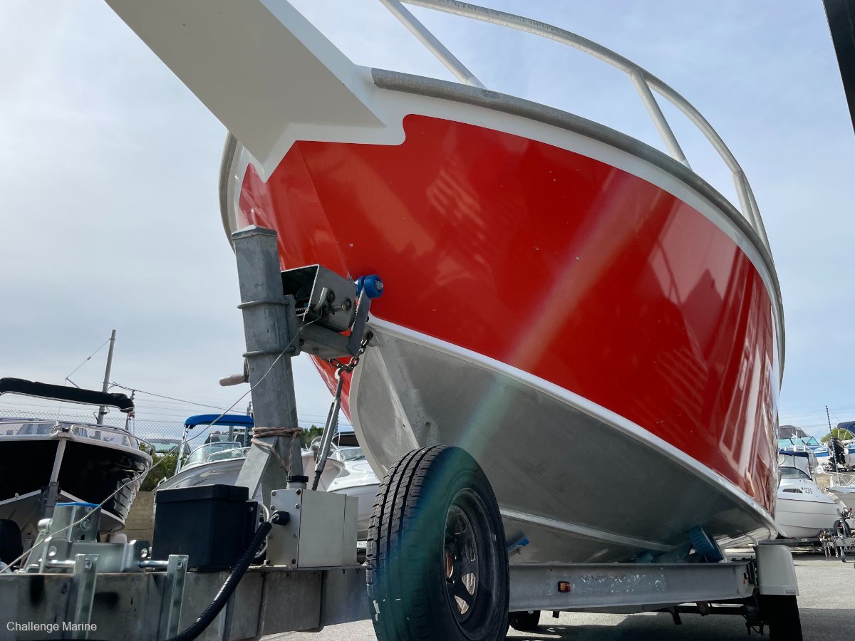 2007 WAKEMAKER 7.2 HARDTOP WALK AROUND