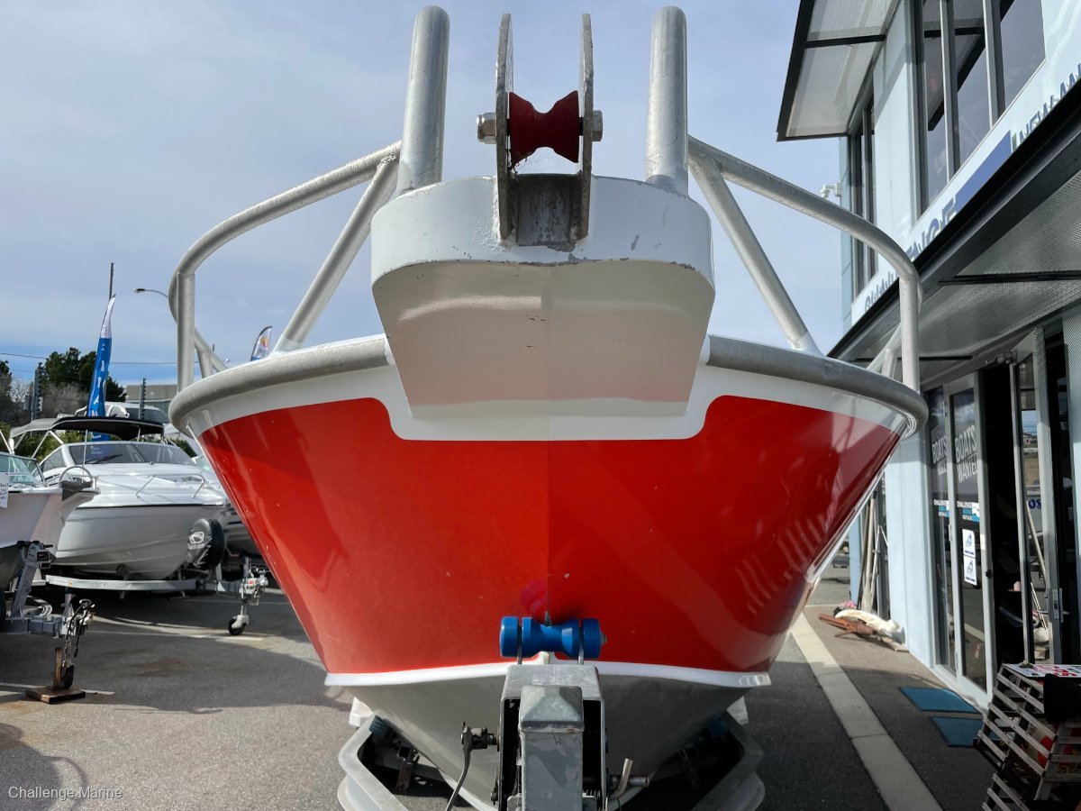 2007 WAKEMAKER 7.2 HARDTOP WALK AROUND