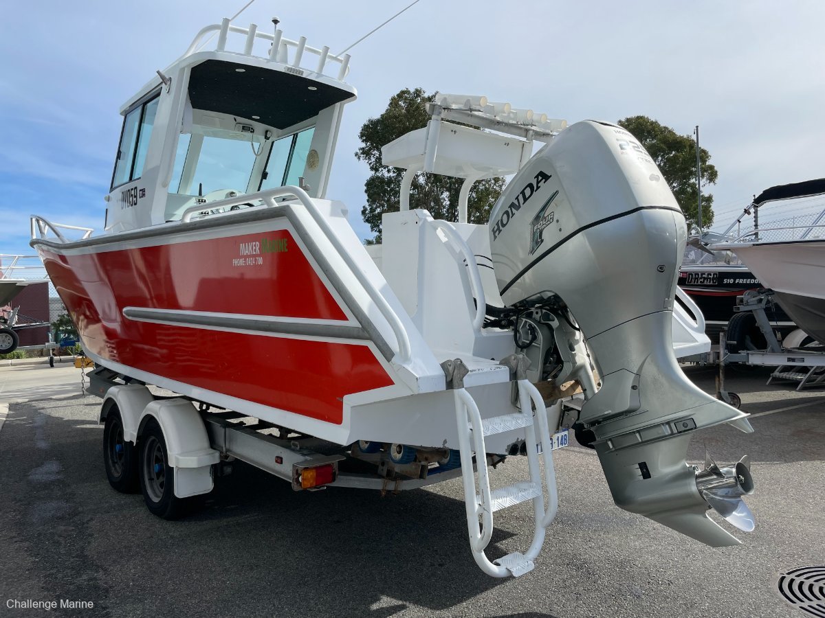 2007 WAKEMAKER 7.2 HARDTOP WALK AROUND