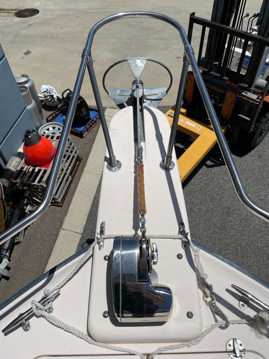 2008 GRADY-WHITE SEAFARER 228 CRUISER