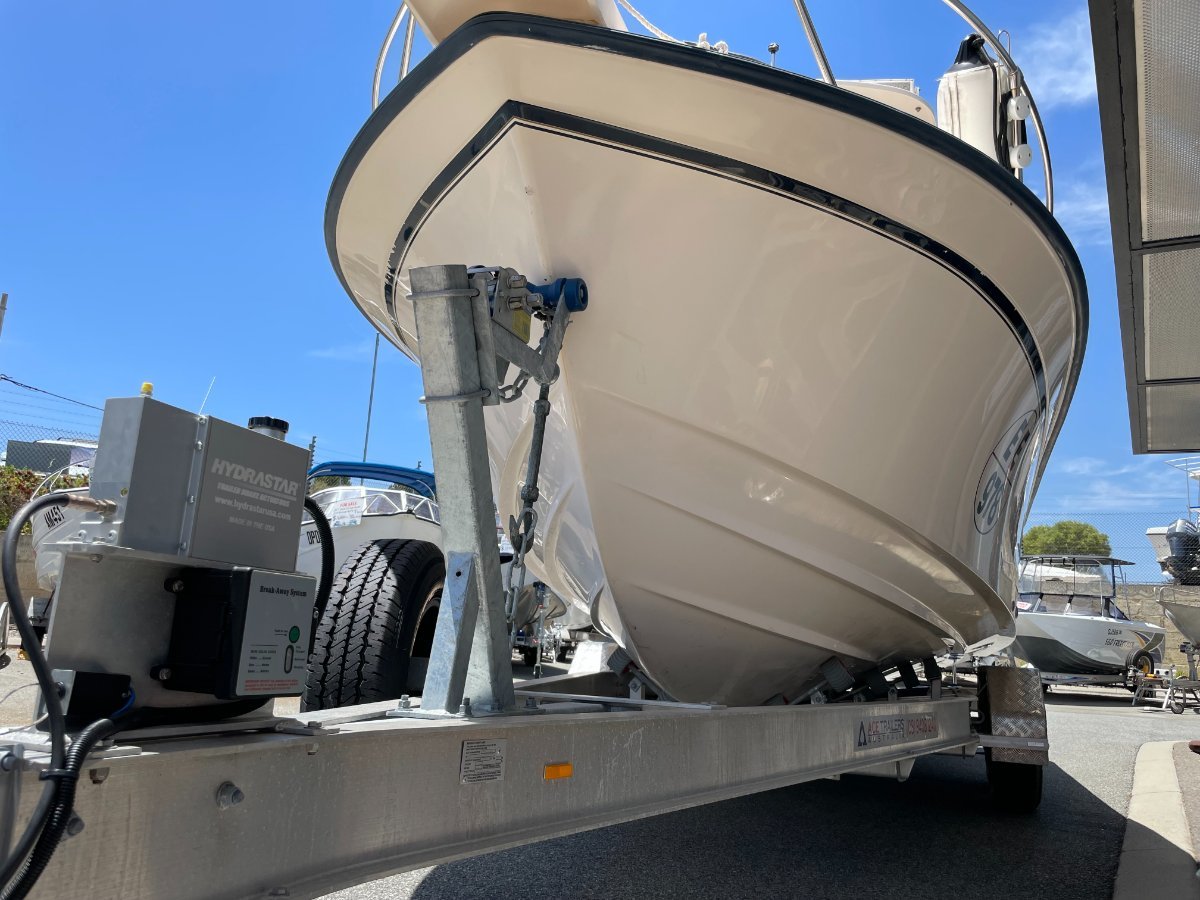 2008 GRADY-WHITE SEAFARER 228 CRUISER