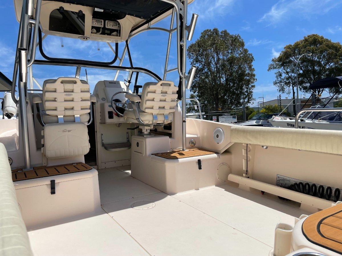 2008 GRADY-WHITE SEAFARER 228 CRUISER