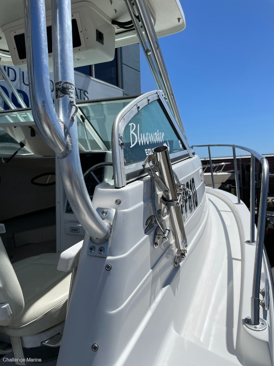 SEASWIRL STRIPER 2301 WA
