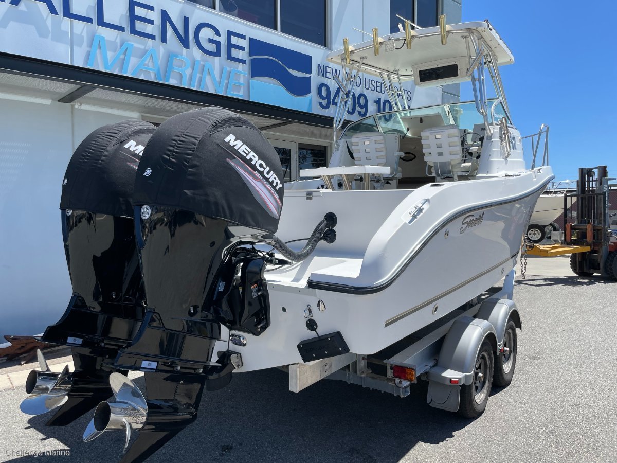SEASWIRL STRIPER 2301 WA