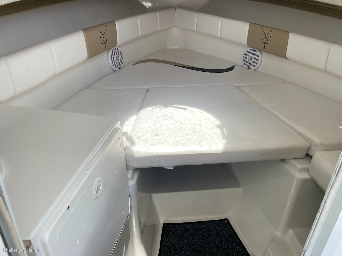 SEASWIRL STRIPER 2301 WA