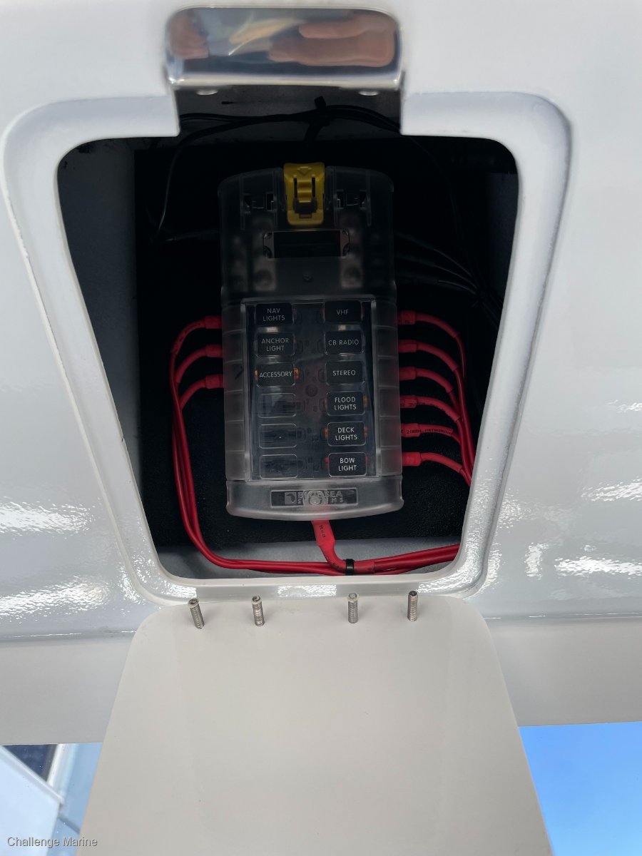 2014 RAZERLINE 7.6 OLYMPIAN HARD TOP RUNABOUT