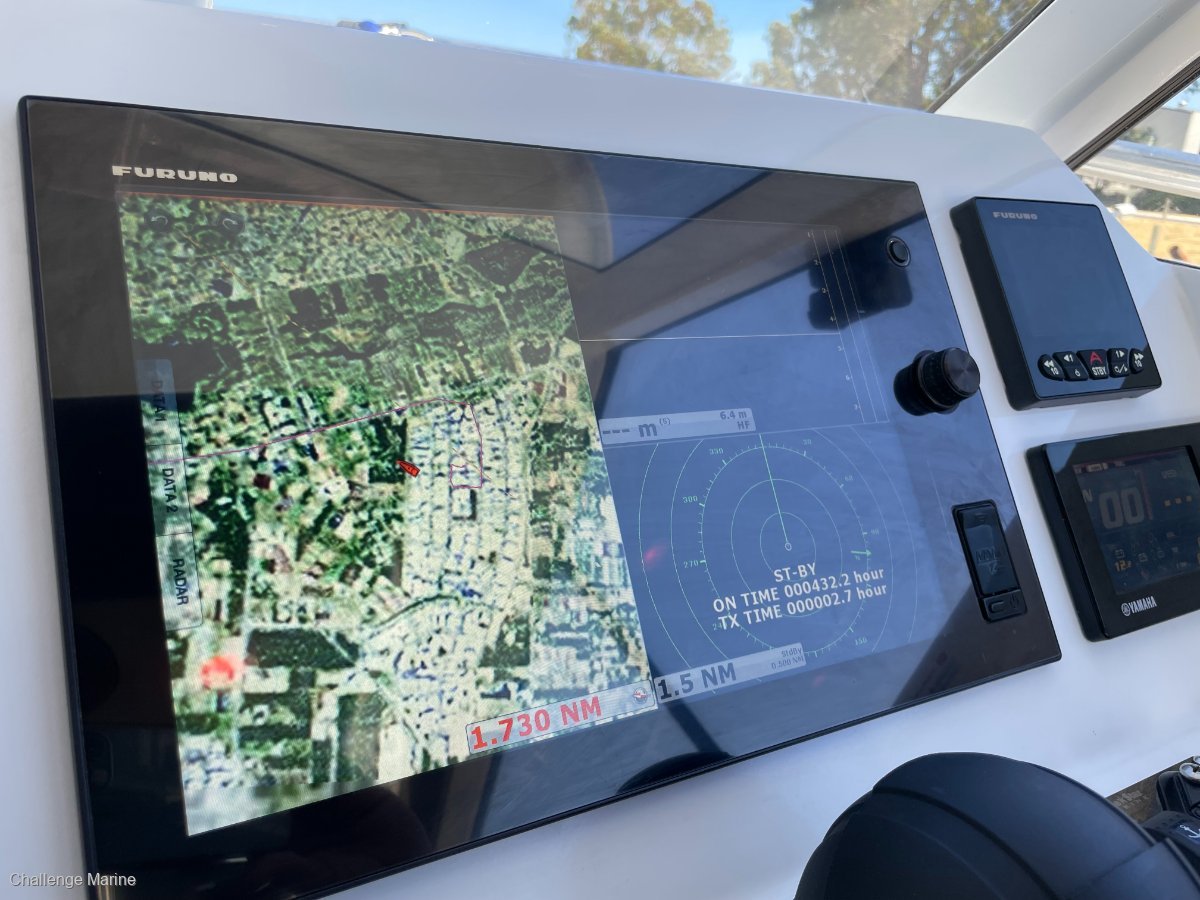 2014 RAZERLINE 7.6 OLYMPIAN HARD TOP RUNABOUT