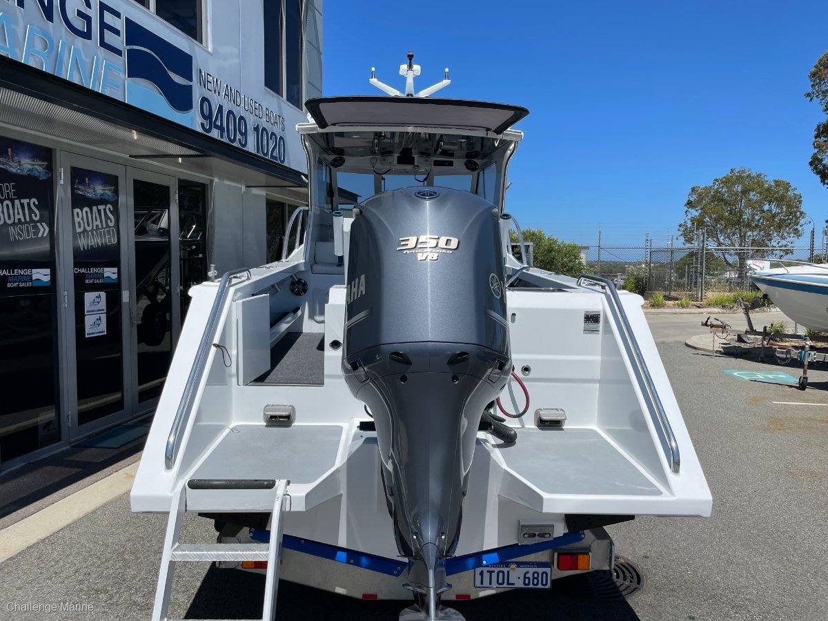 2014 RAZERLINE 7.6 OLYMPIAN HARD TOP RUNABOUT