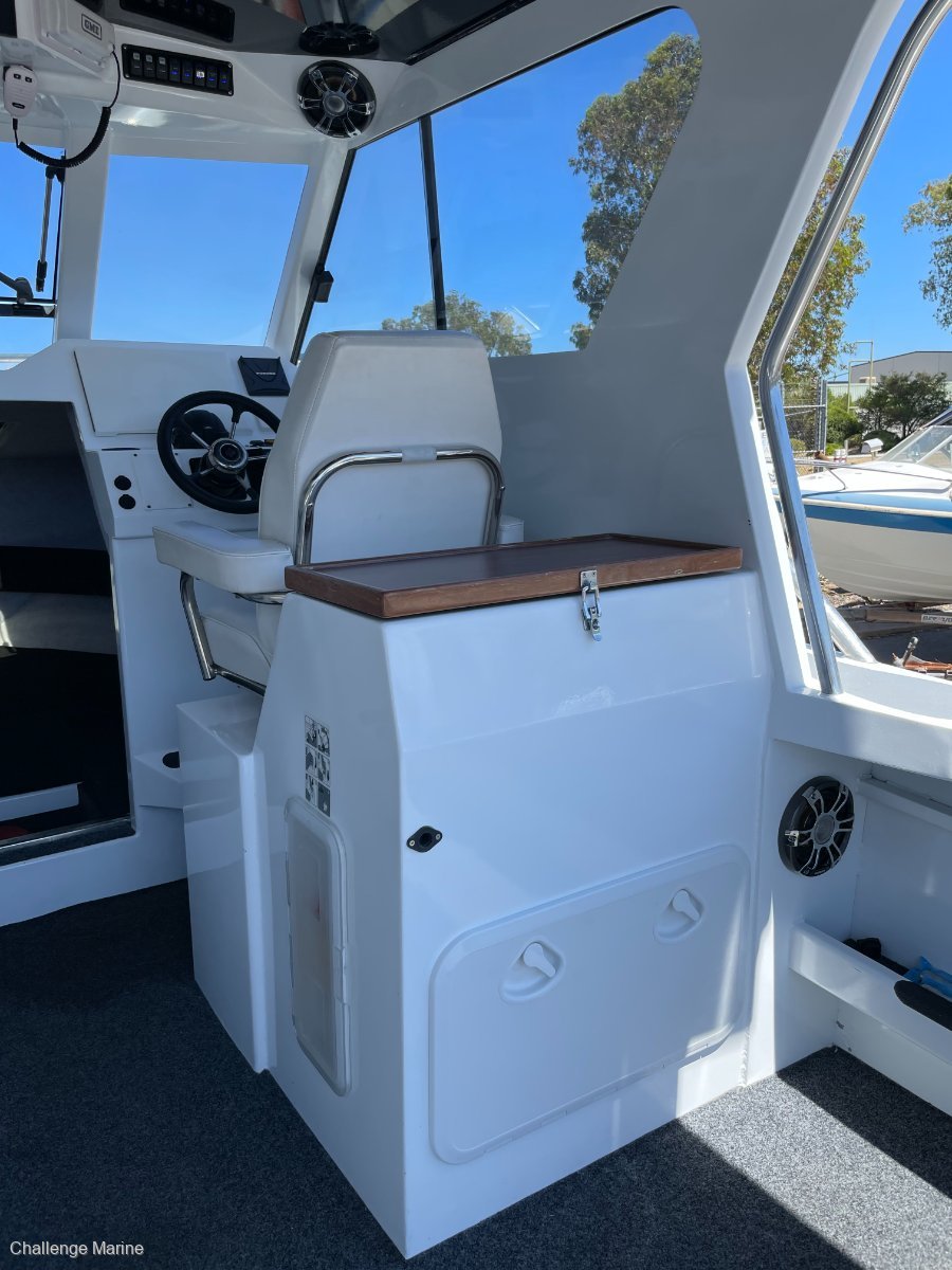 2014 RAZERLINE 7.6 OLYMPIAN HARD TOP RUNABOUT