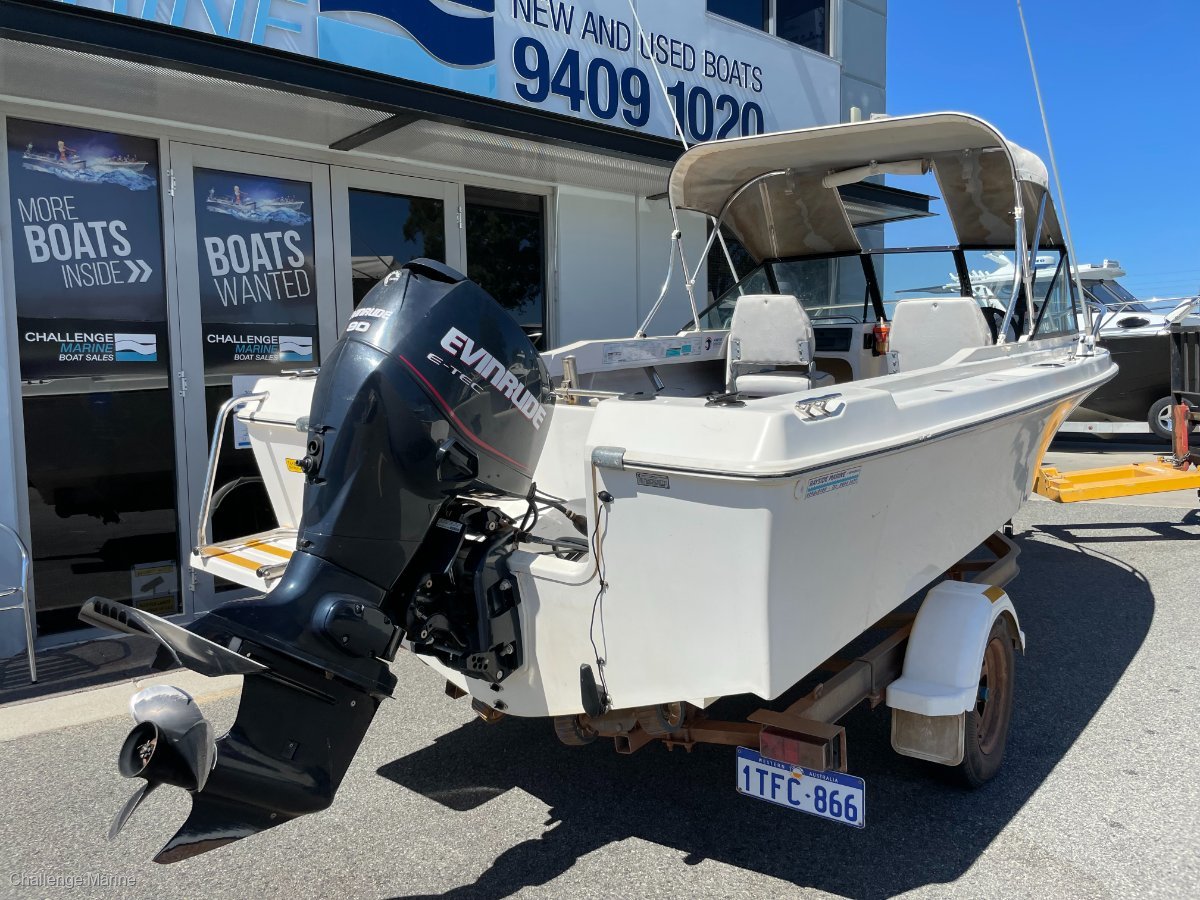 2004 VOYAGER 5.2 ECLIPSE RUNABOUT