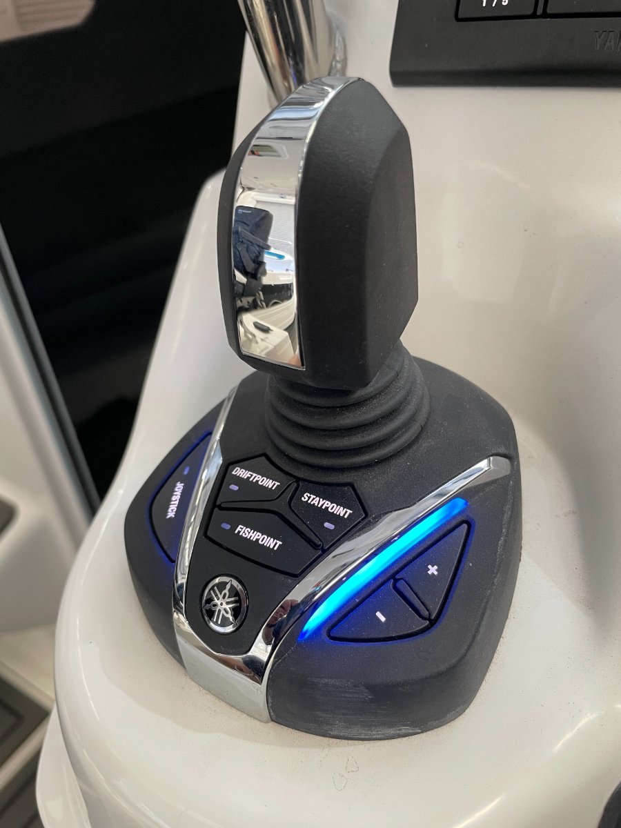 2019 CARIBBEAN 2300 CRUISER