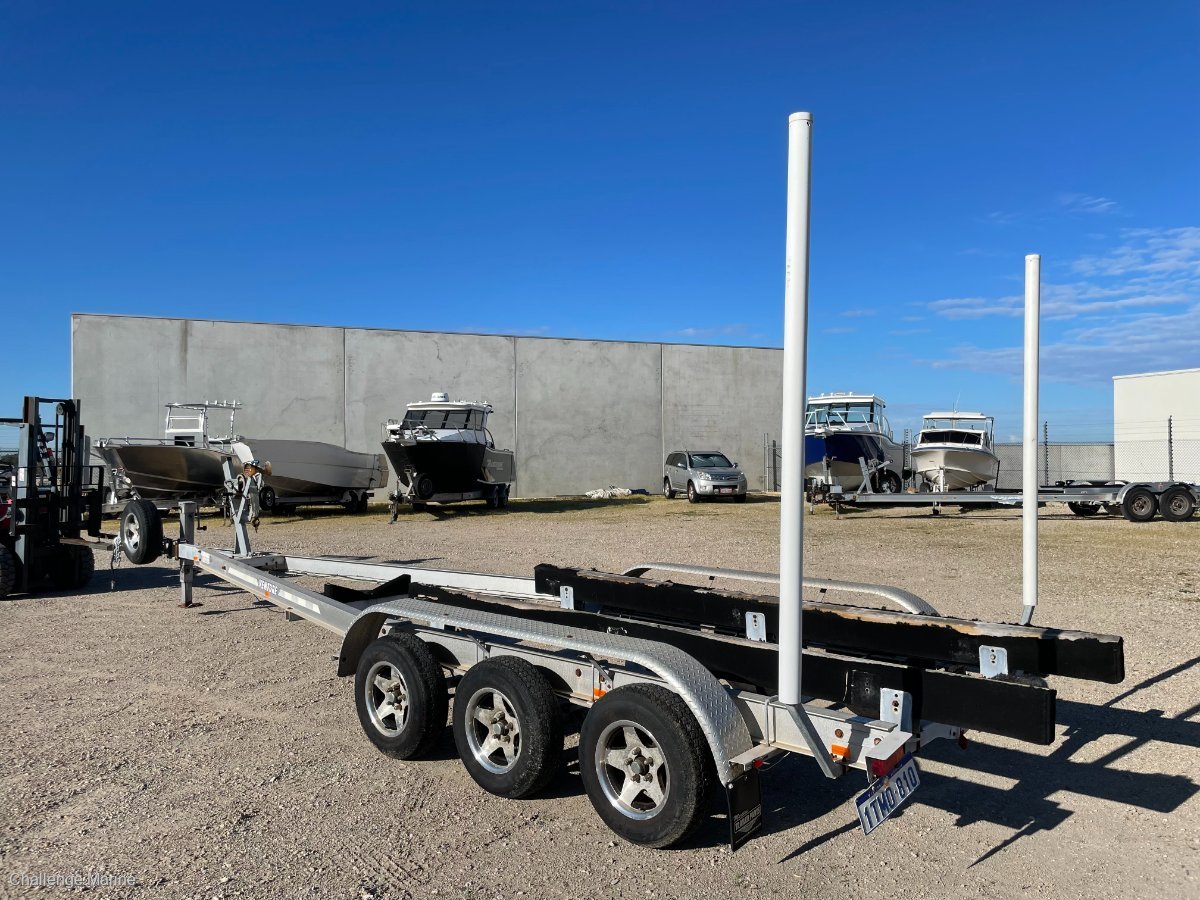 2010 VENTURE BOAT TRAILER