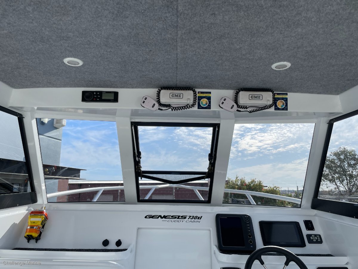 2018 GENESIS 730XL CUDDY CABIN