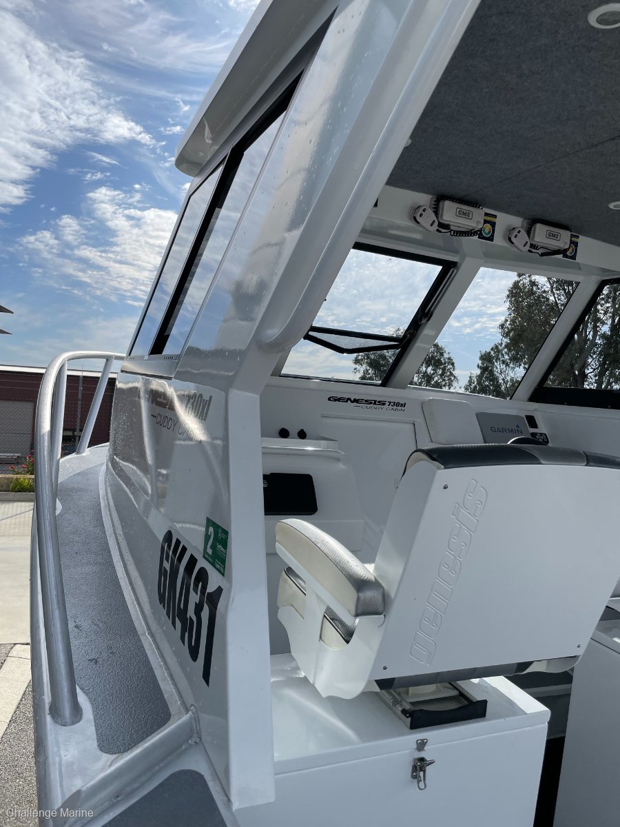 2018 GENESIS 730XL CUDDY CABIN