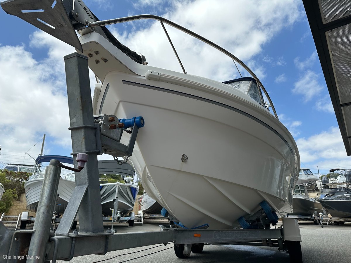 HAINES HUNTER 580 BREEZE