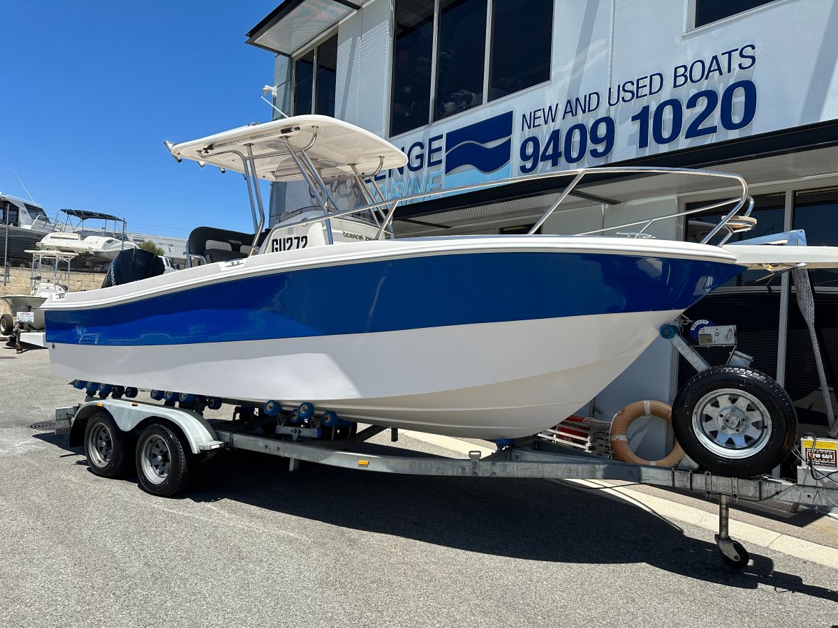 OCEANIA 23 CENTRE CONSOLE