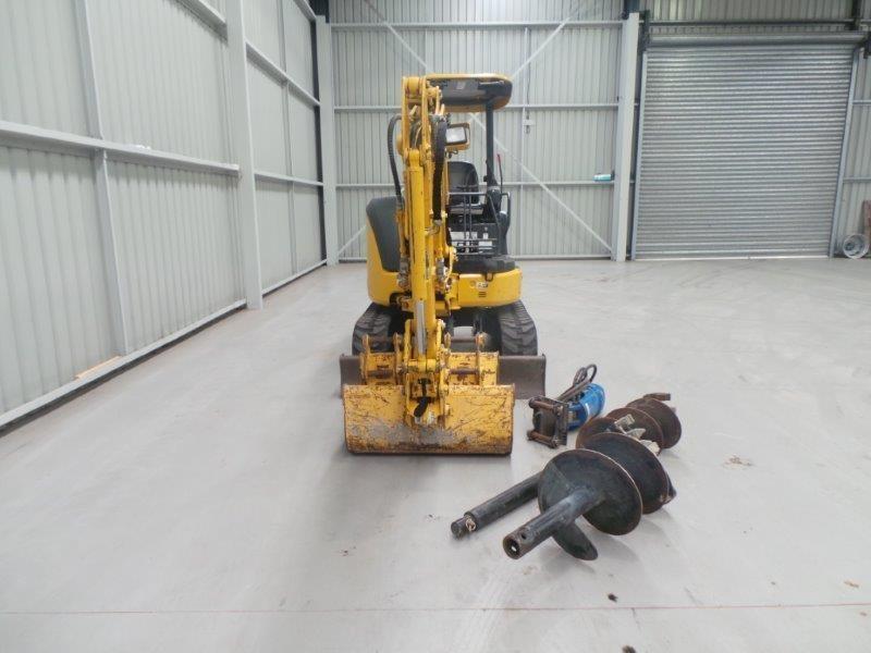 2011 KOMATSU PC27MR- 3