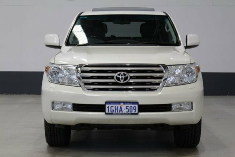 2011 TOYOTA LANDCRUISER SAHARA (4x4) UZJ200R 09 UPGRADE
