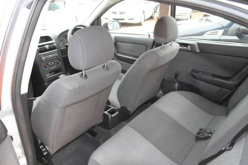 2003 HOLDEN ASTRA CITY TS