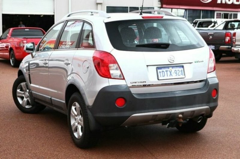 2011 HOLDEN CAPTIVA 5 (4x4) CG SERIES II