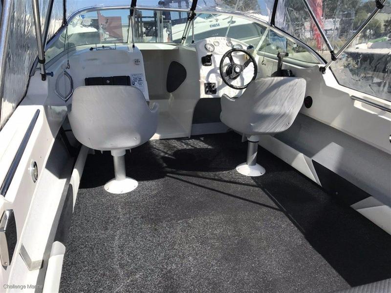 Mustang 1750 Runabout