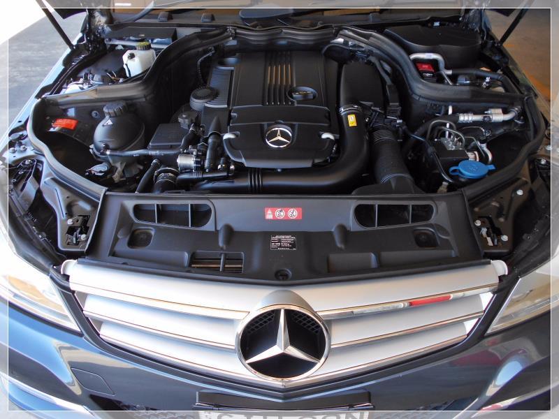 2012 MERCEDES-BENZ C200 BlueEFFICIENCY W204