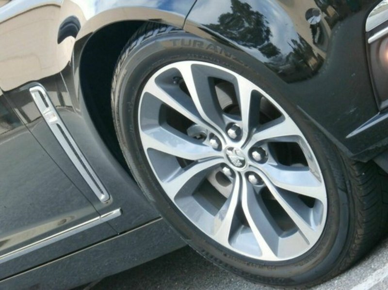 2014 HOLDEN CALAIS VF