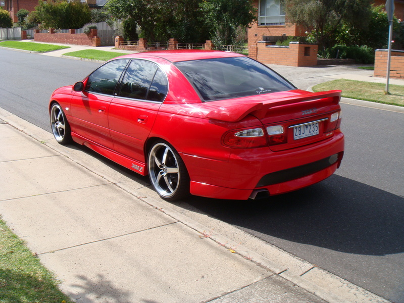 2000 HSV XU6 VX