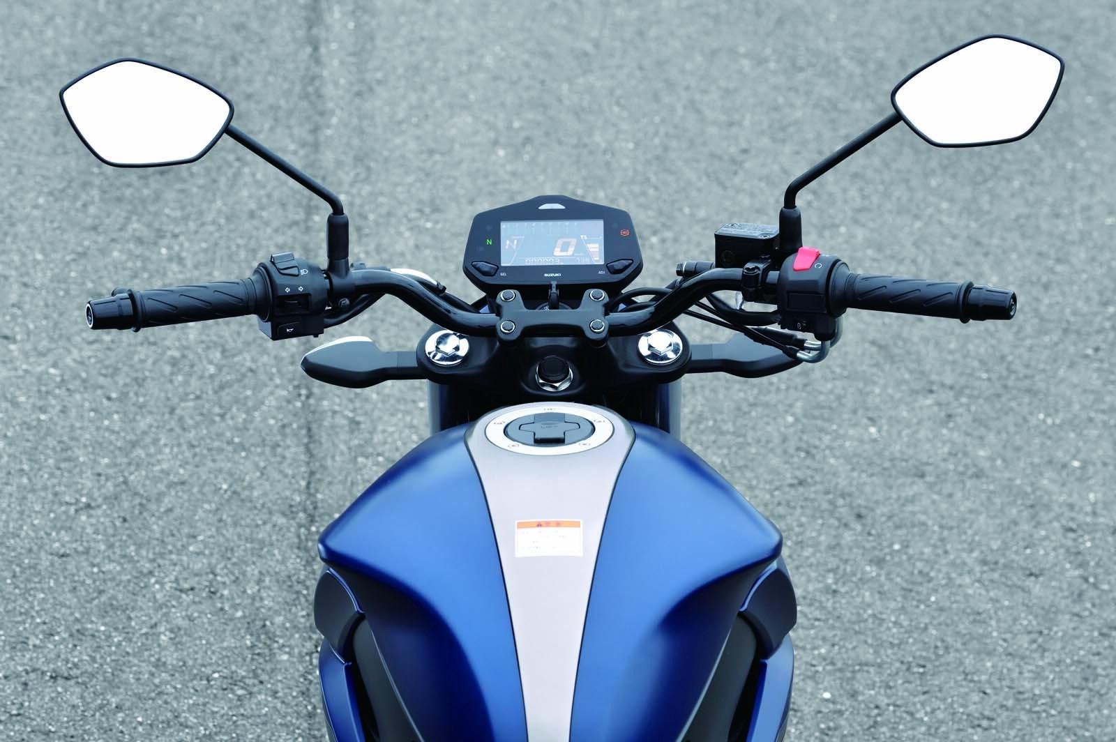2023 SUZUKI GIXXER ROAD