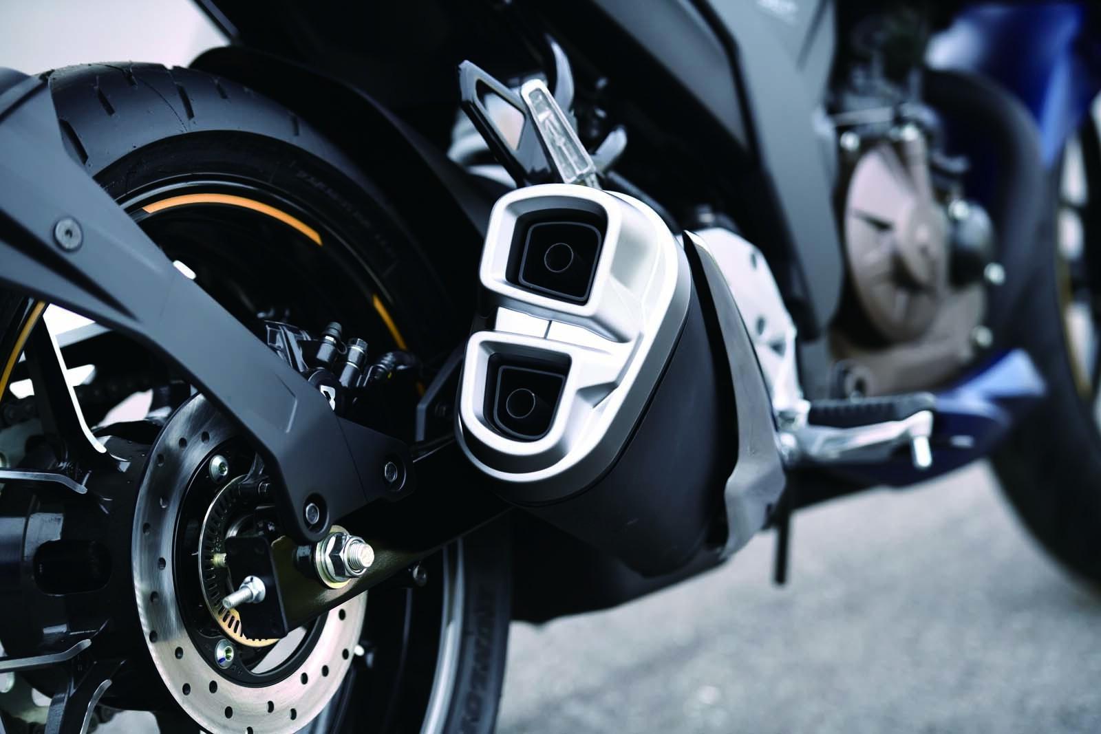 2023 SUZUKI GIXXER ROAD