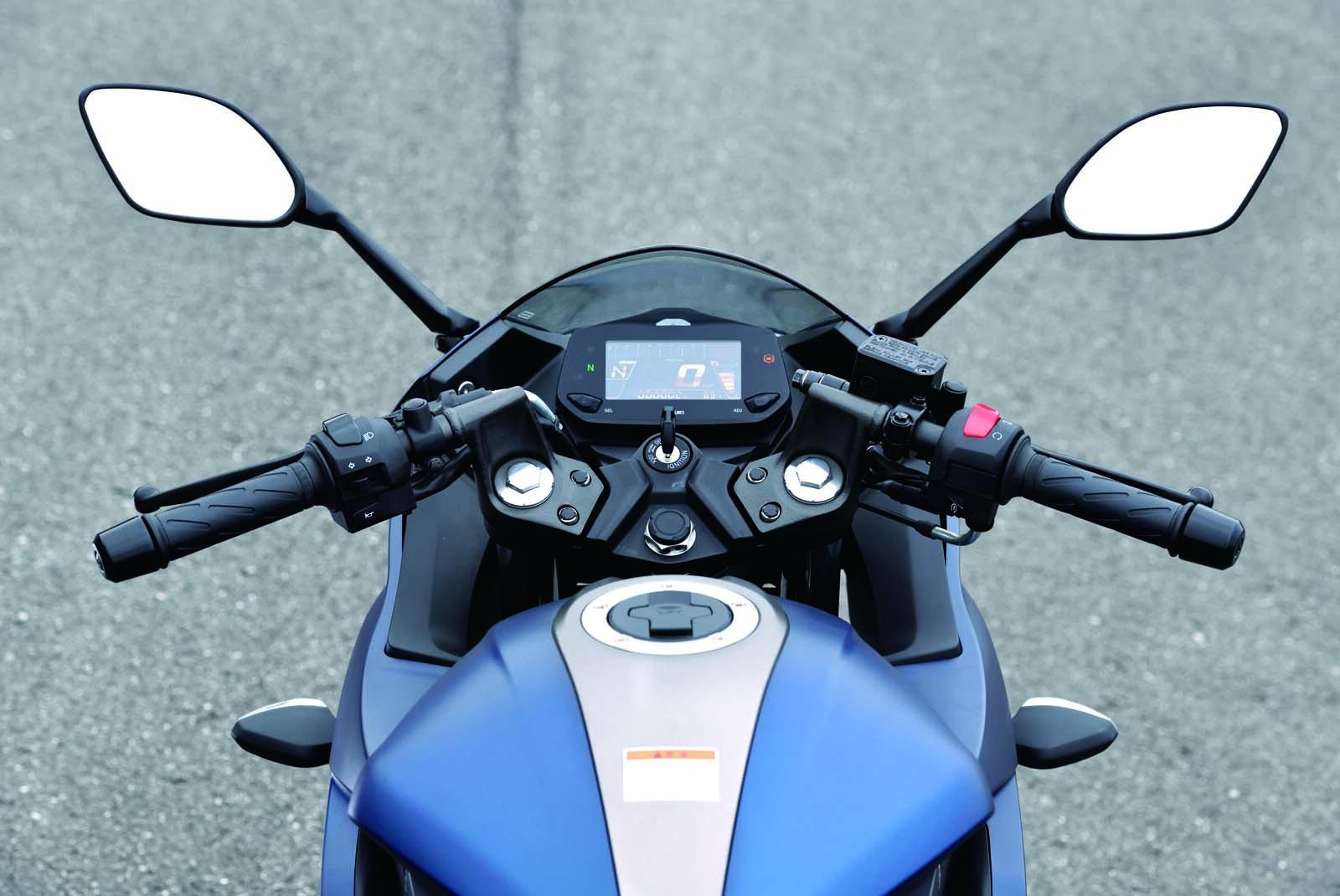 2024 SUZUKI GIXXER SF ROAD