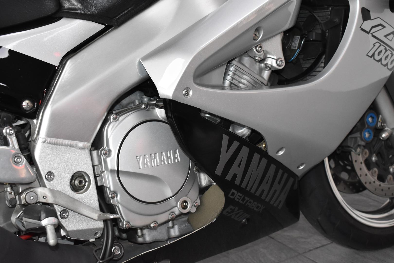 2001 YAMAHA YZF1000R - THUNDERACE SPORTS