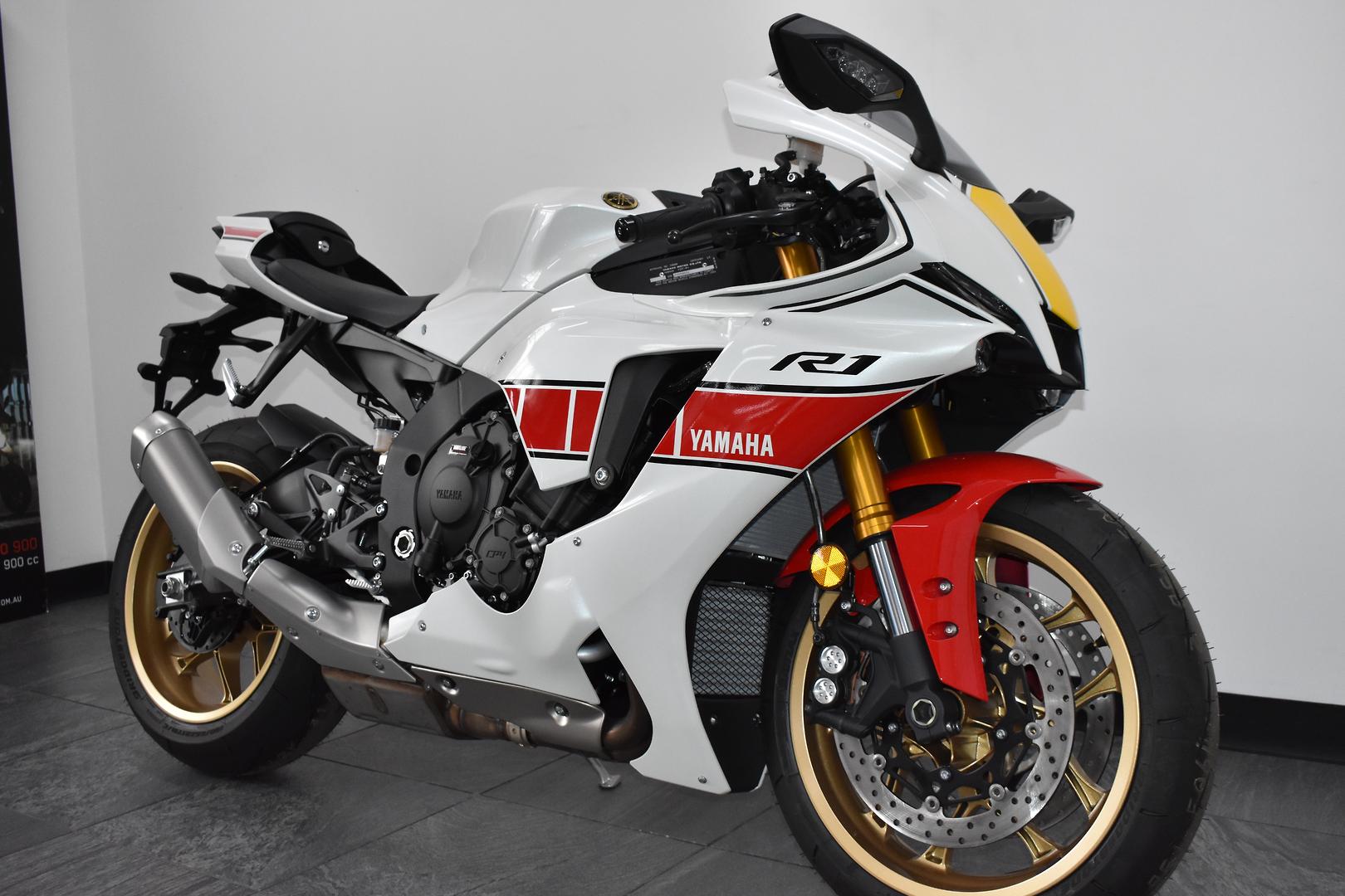 2022 YAMAHA YZF-R1 60TH ANNIVERSARY WGP SPORTS