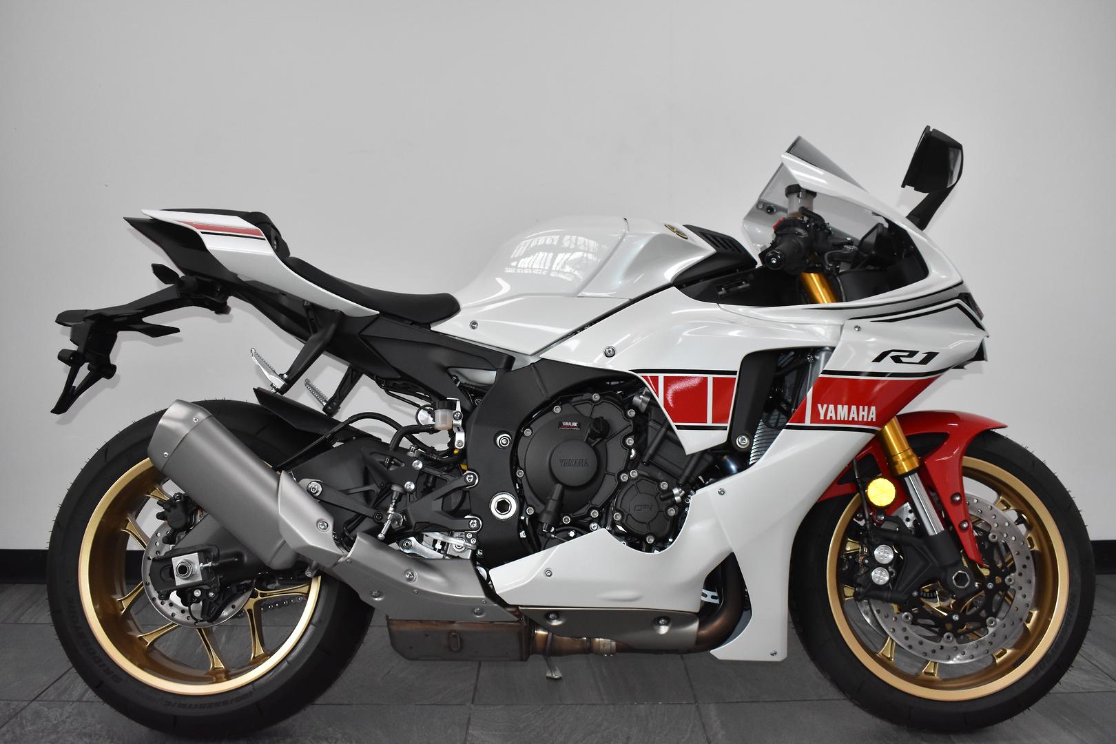 2022 YAMAHA YZF-R1 60TH ANNIVERSARY WGP SPORTS