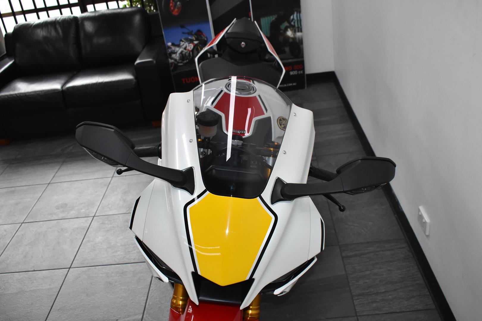 2022 YAMAHA YZF-R1 60TH ANNIVERSARY WGP SPORTS