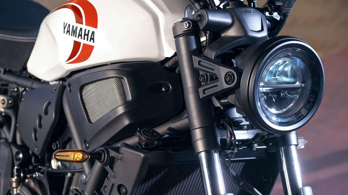 2024 YAMAHA XSR700 ROAD