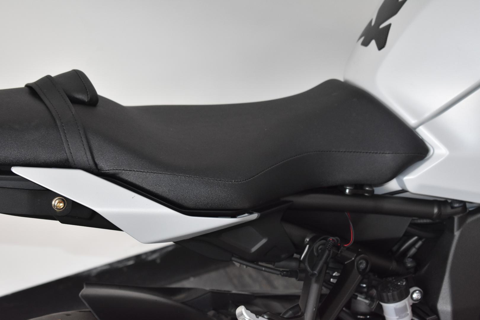 2019 YAMAHA MT-10 (MT10A) SPORTS