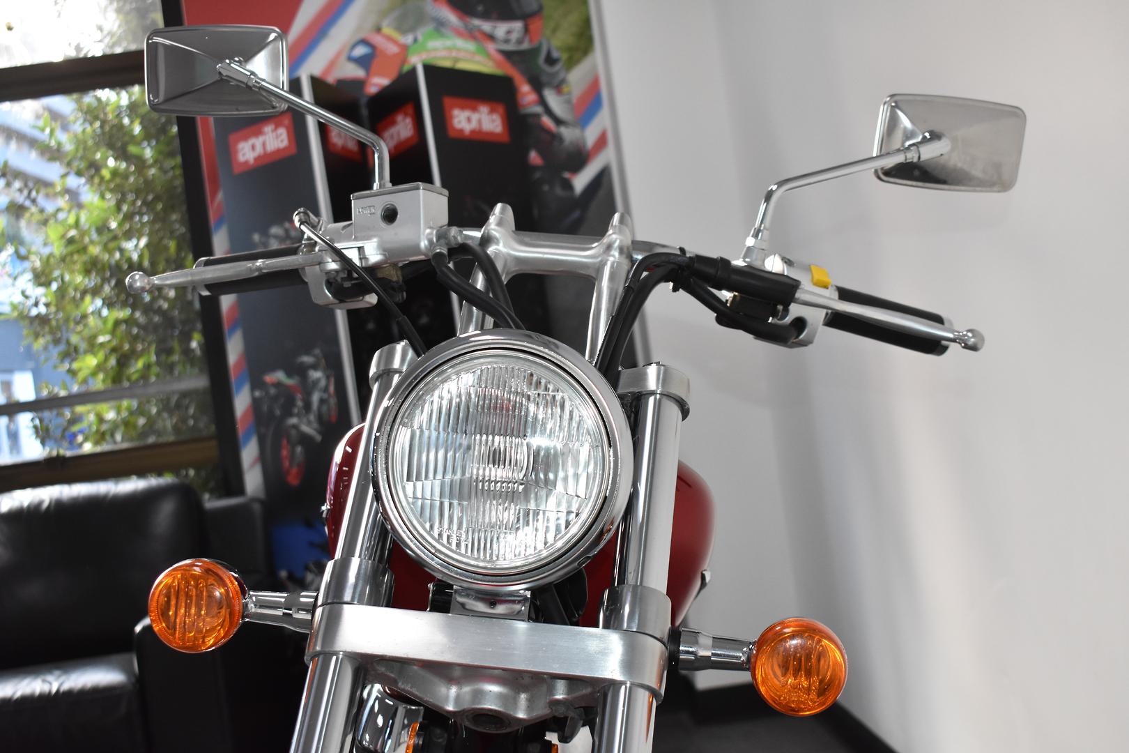 2015 SUZUKI BOULEVARD S40 (LS650)