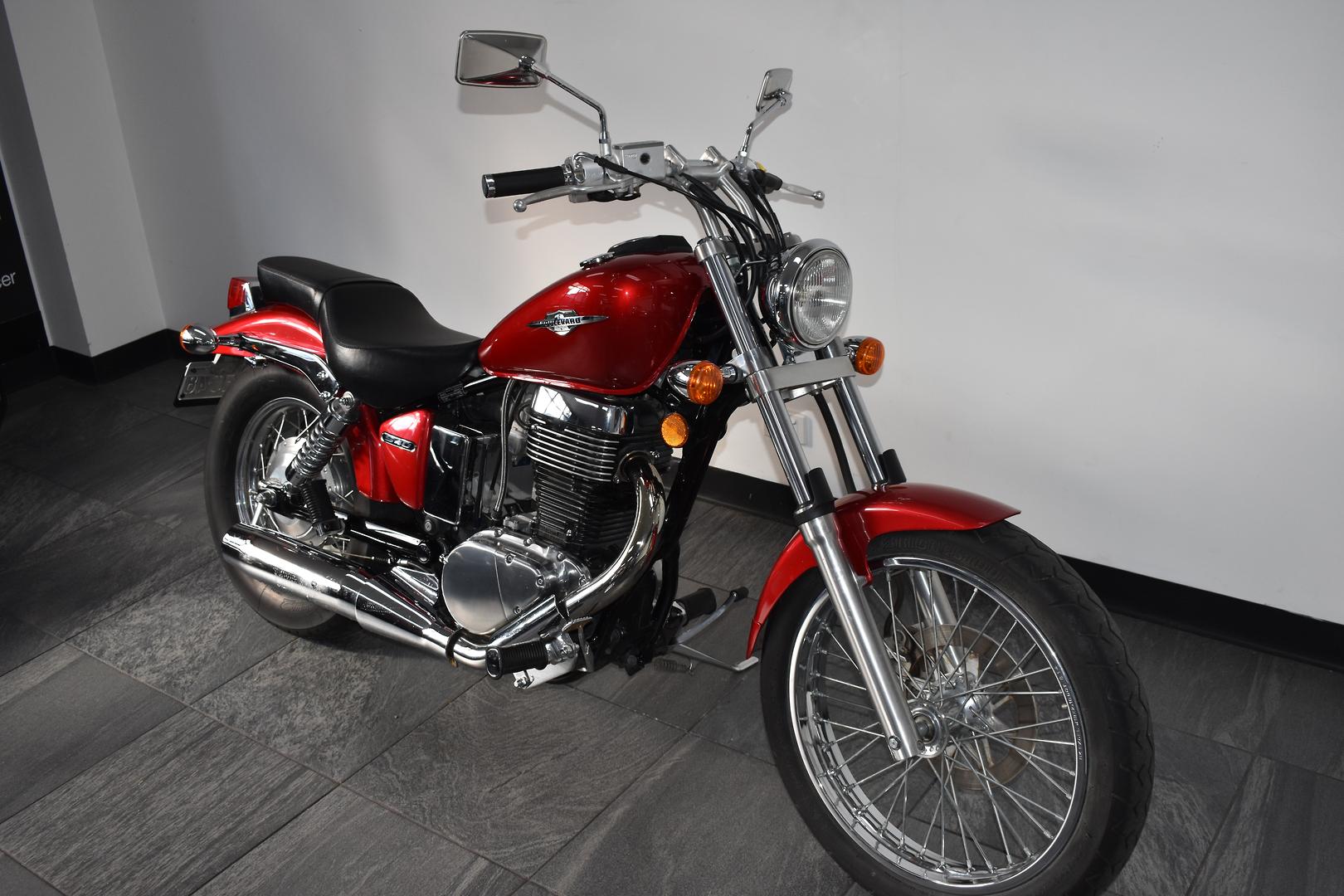 2015 SUZUKI BOULEVARD S40 (LS650)