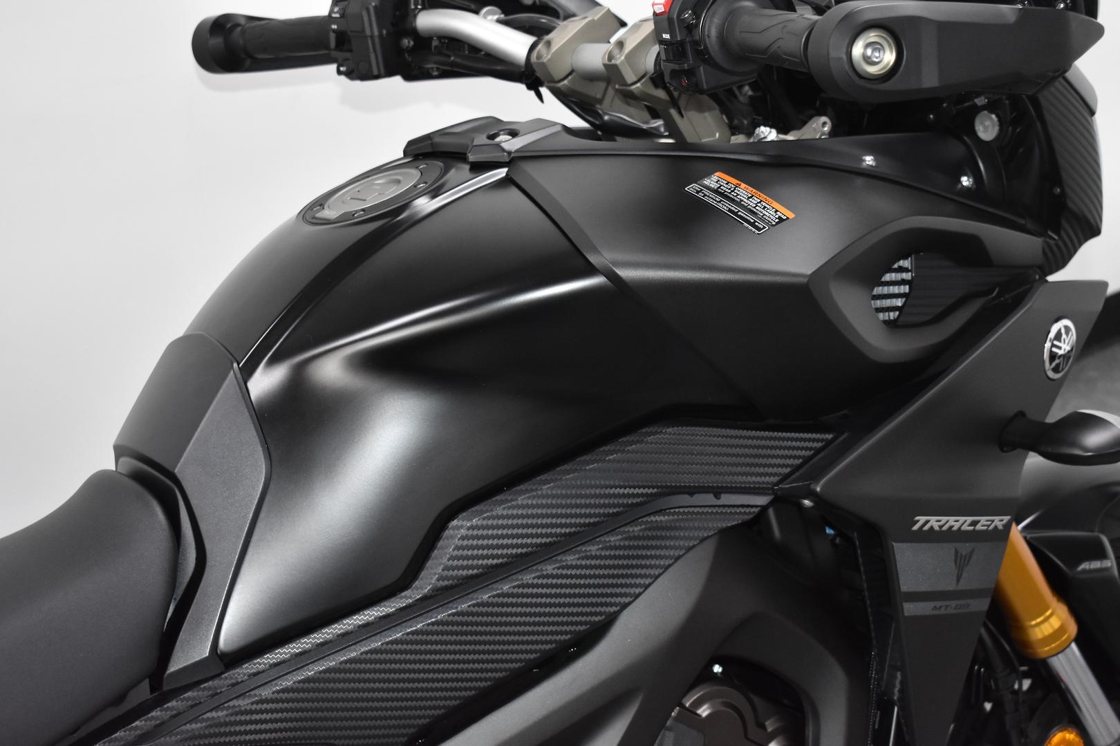 2017 YAMAHA MT-09 TRACER (MT09TRA) DUAL SPORTS