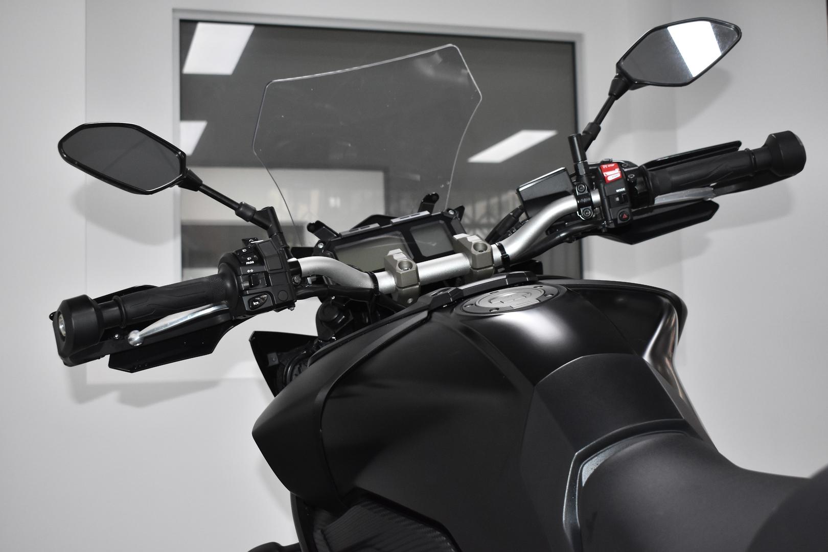 2017 YAMAHA MT-09 TRACER (MT09TRA) DUAL SPORTS