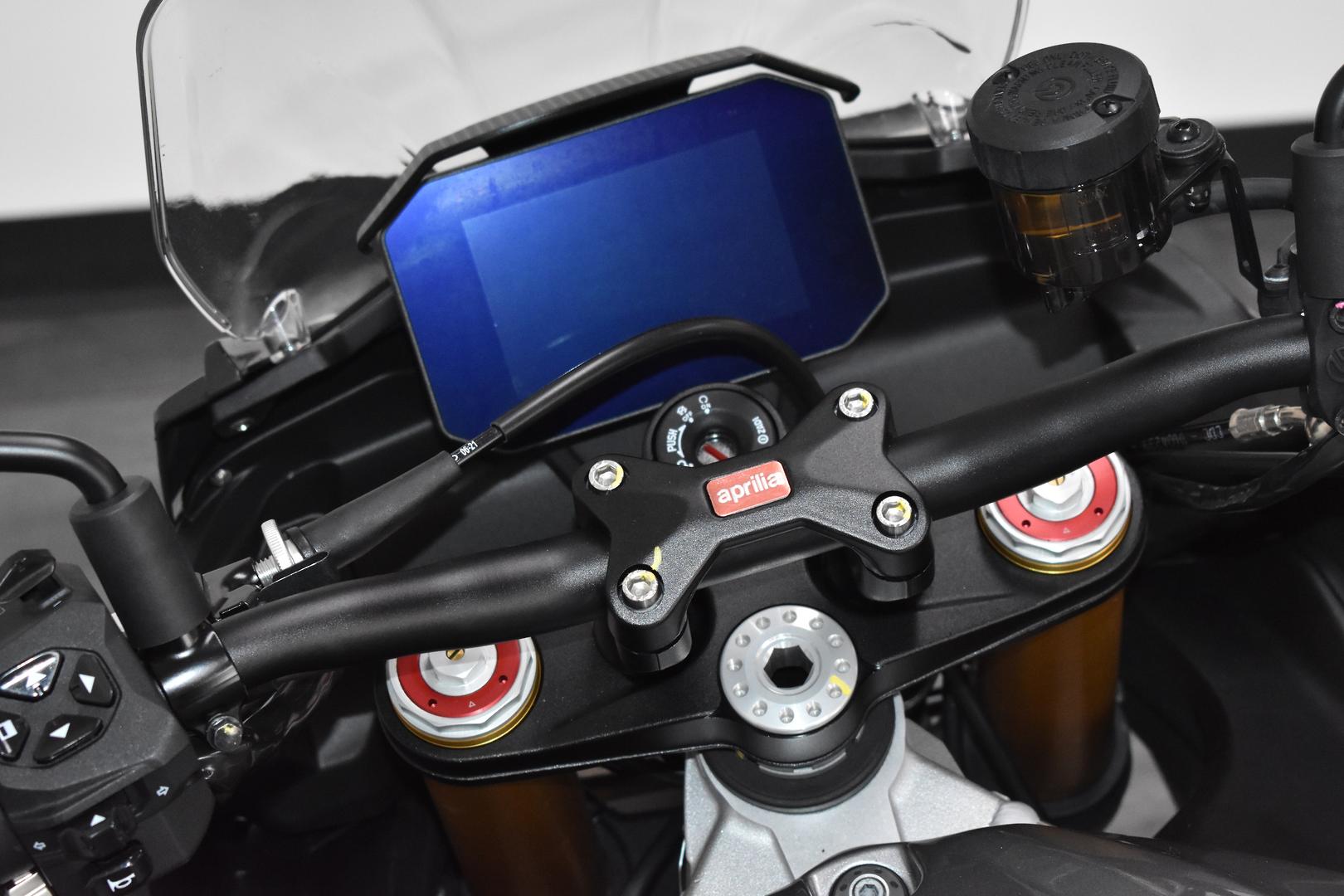 2021 APRILIA TUONO V4 1100 RR SPORTS